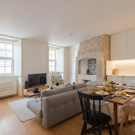 Almaria - Officina Real | Chiado *