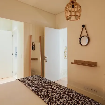 アルマリア オフィシナ レアル シアード