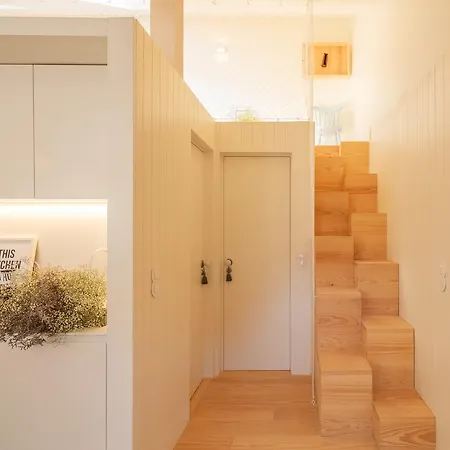 アルマリア オフィシナ レアル シアード *