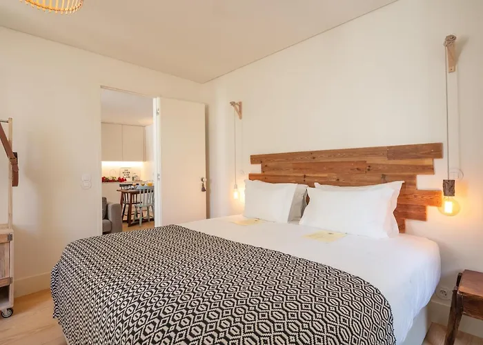 Almaria - Officina Real | Chiado