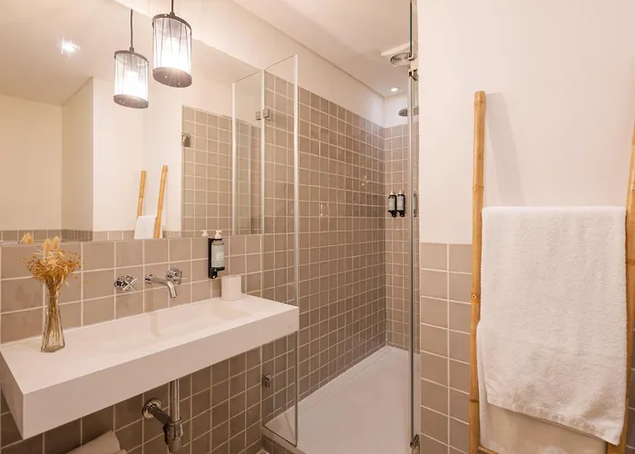 Almaria - Officina Real | Chiado * Lisboa