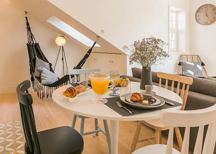 Almaria - Officina Real | Chiado * Lisboa