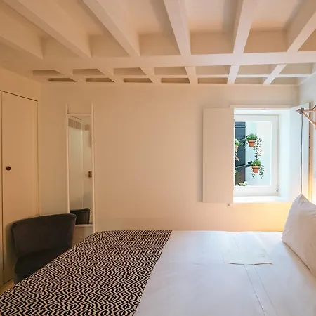 Almaria - Officina Real | Chiado